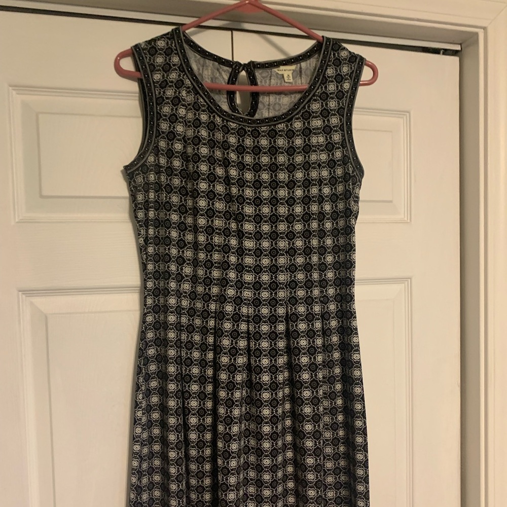 Black / White dress, medium
